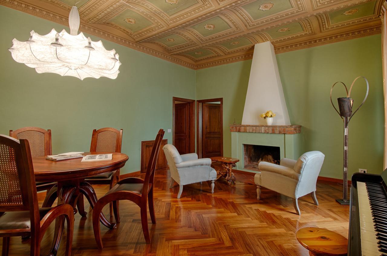 Tenuta Cambiano By Posarellivillas カステルフィオレンティーノ エクステリア 写真